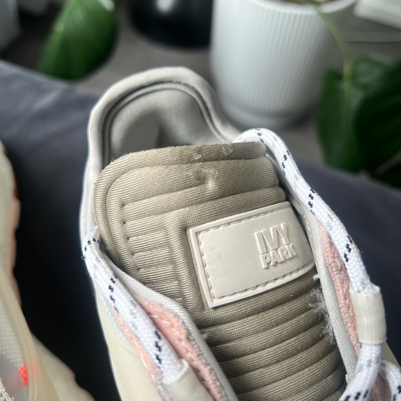 Ivy Park X Adidas Nite Jogger - Picture 4 of 5